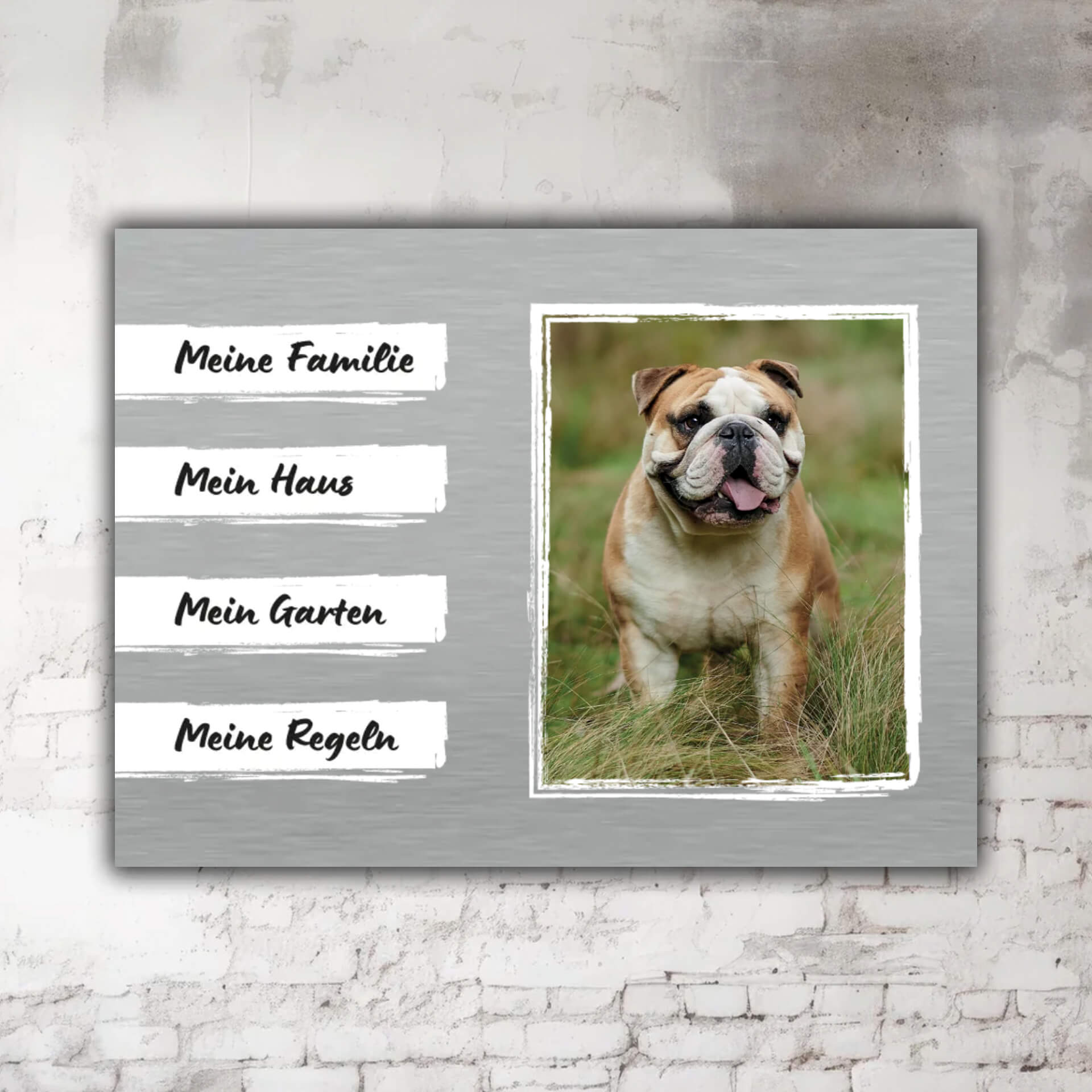 Englische Bulldogge Schild Hier wache ich P001